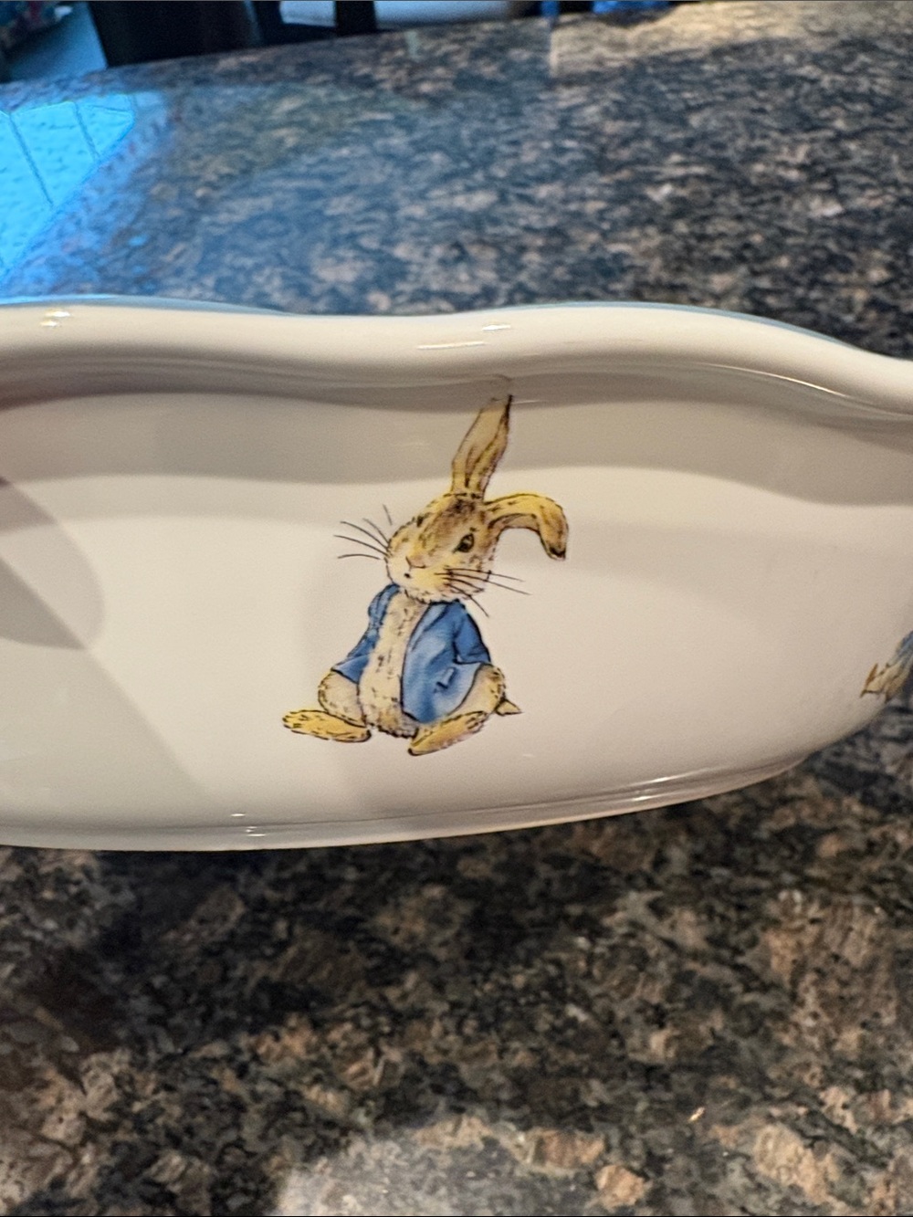 Peter Rabbit beatrix potter Frederick Warner pie plate with Light Blue Rim - Picture 3 of 8